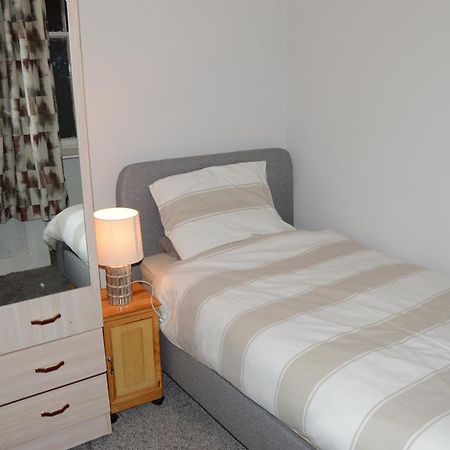 Carnegie Holiday Cottage دنفرملاين المظهر الخارجي الصورة